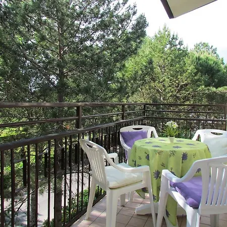 Codan & Fransi 아파트 *